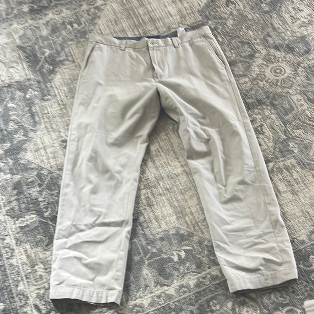 Men's size 36/32 Emerson khaki Banana Republic chinos